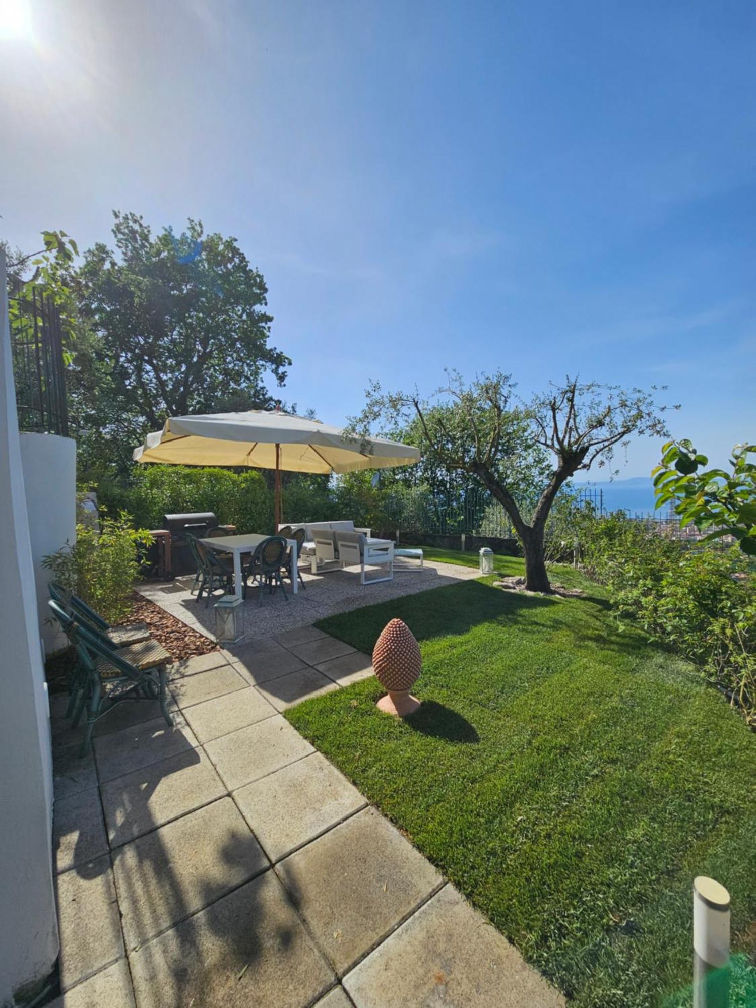 Bed and Breakfast Casa Cali Пьяно-ди-Сорренто Экстерьер фото